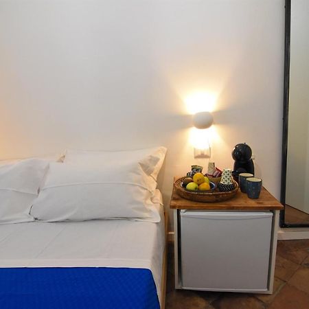La Dimora Di Artemide B&B Napoli Bagian luar foto