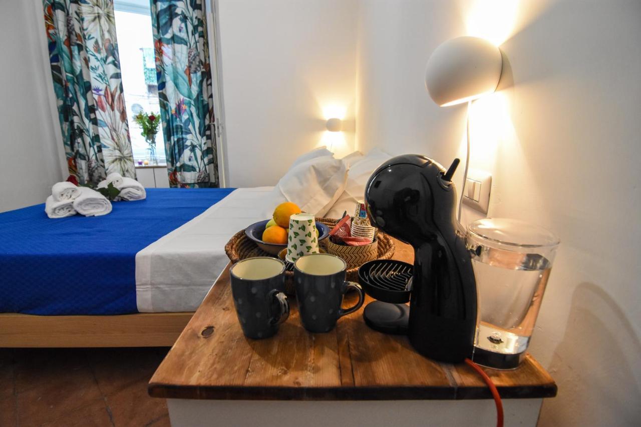 La Dimora Di Artemide B&B Napoli Bagian luar foto
