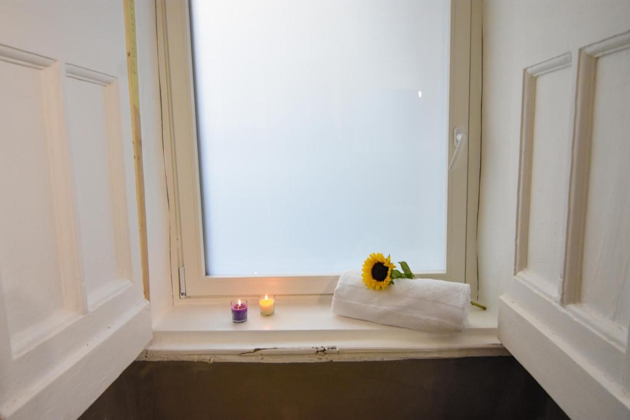 La Dimora Di Artemide B&B Napoli Bagian luar foto