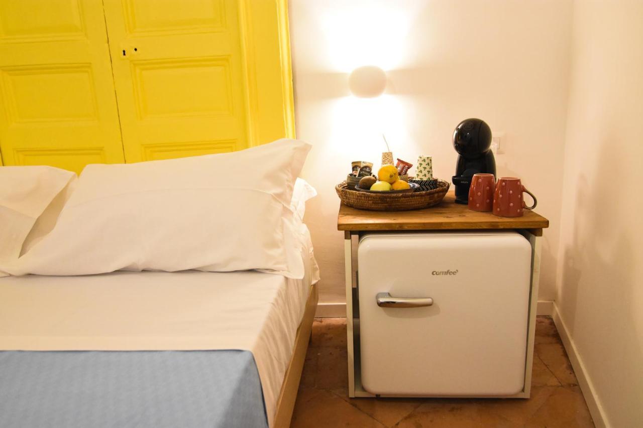 La Dimora Di Artemide B&B Napoli Bagian luar foto