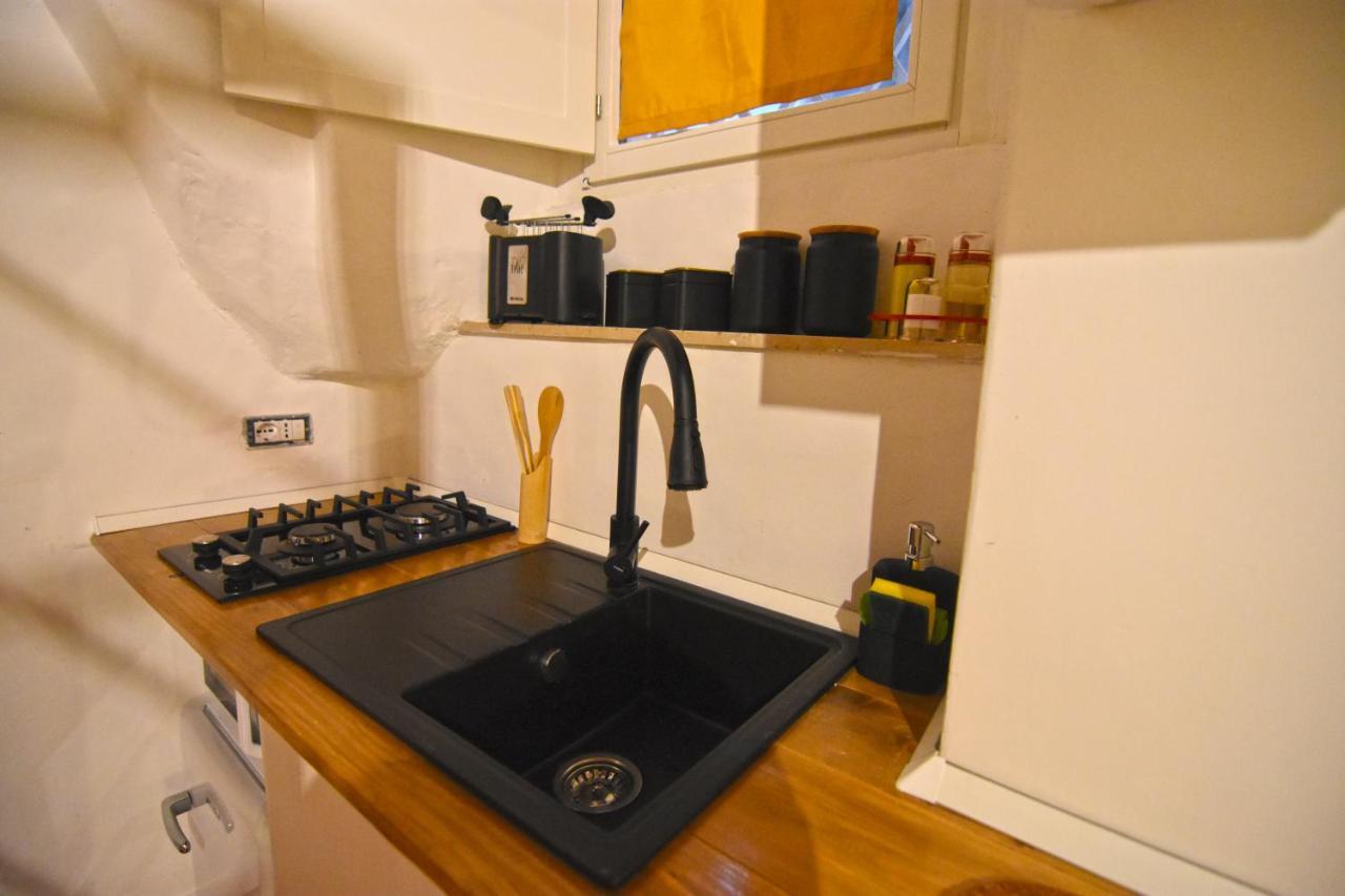 La Dimora Di Artemide B&B Napoli Bagian luar foto