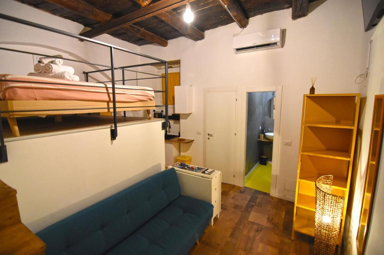 La Dimora Di Artemide B&B Napoli Bagian luar foto
