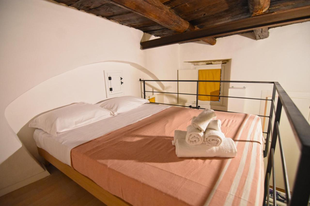 La Dimora Di Artemide B&B Napoli Bagian luar foto